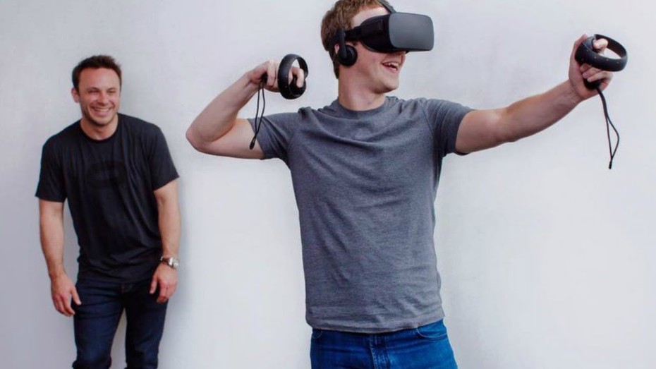 Oculus Rift Amazon sales at Best Buy